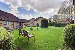 Communal Gardens- click for photo gallery